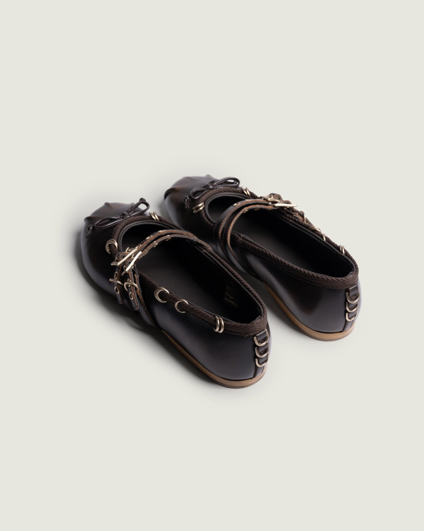 Vita Ballerina Piercing | Coffee