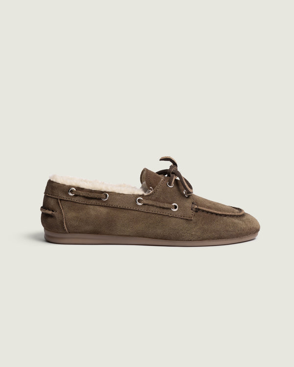 Boat Loafer Brushed - Fur | Dark brown